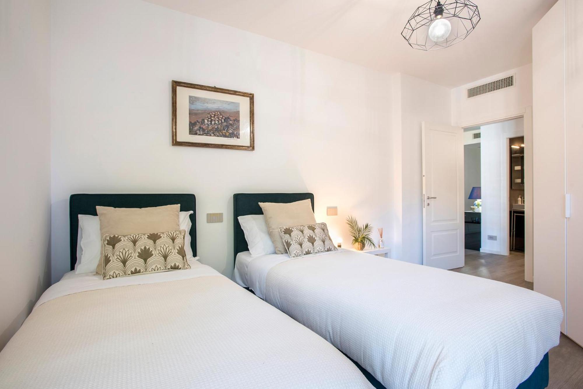 Sky Luxury Apartment *