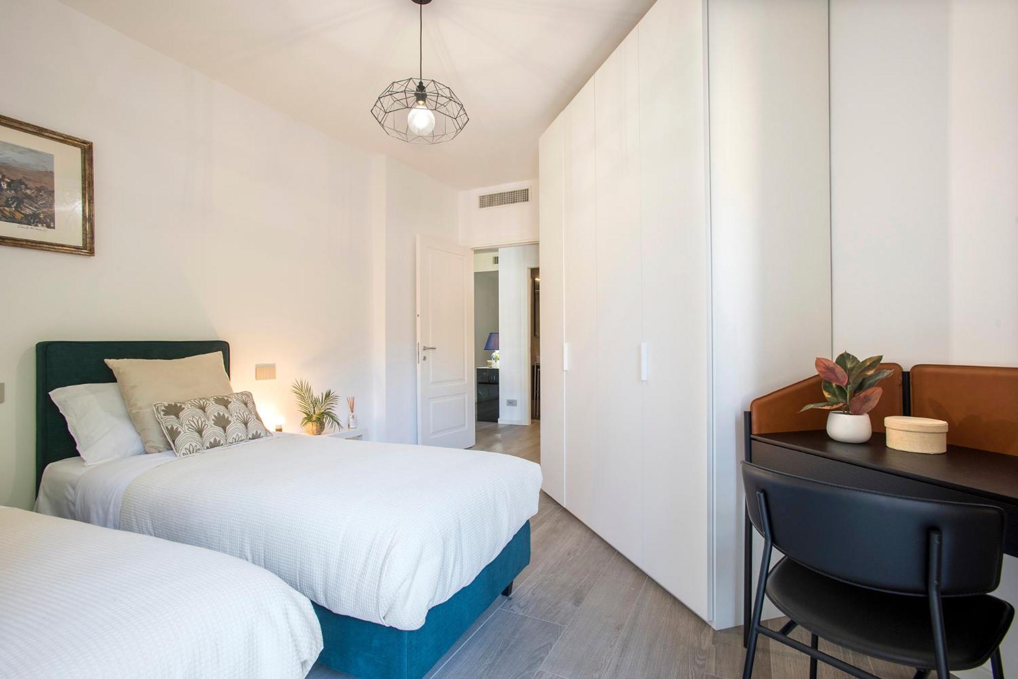Sky Luxury Rom