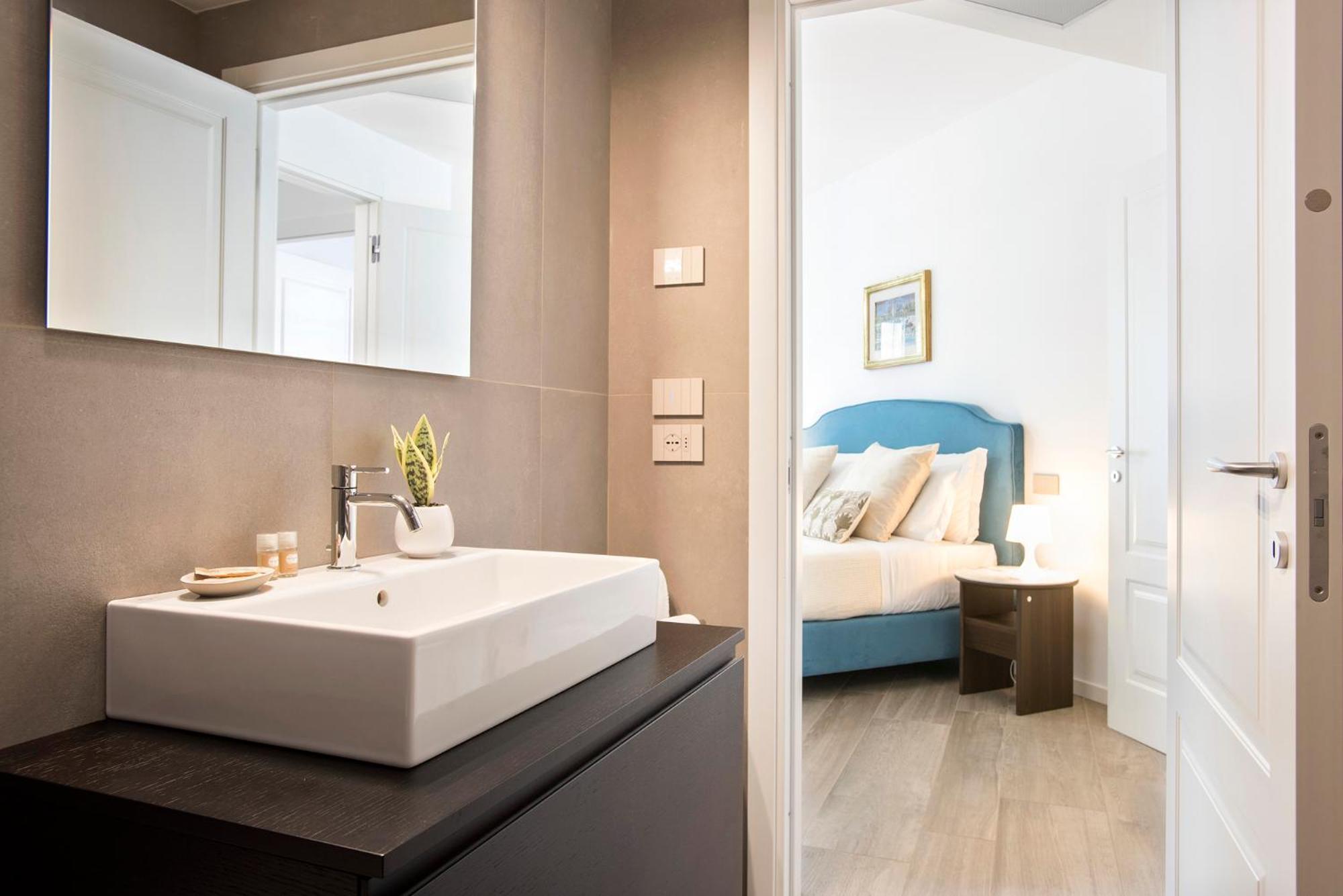 Sky Luxury * Rom